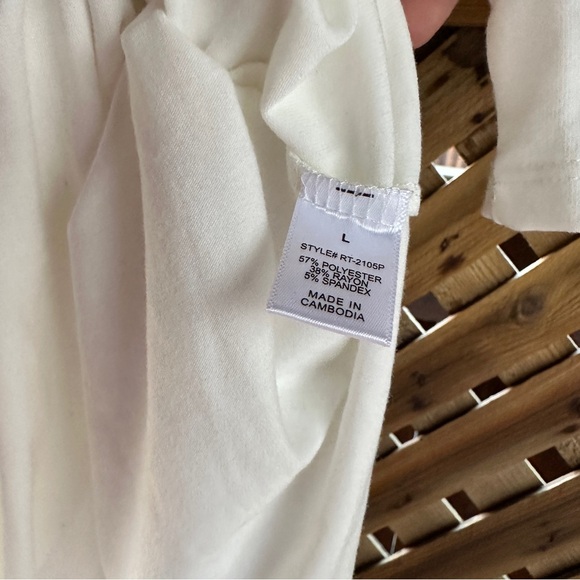 Zenana Premium Relaxed Fit 3/4  Sleeve V-Neck & Hem Jersey Tee Shirt Top :cream - Picture 6 of 7